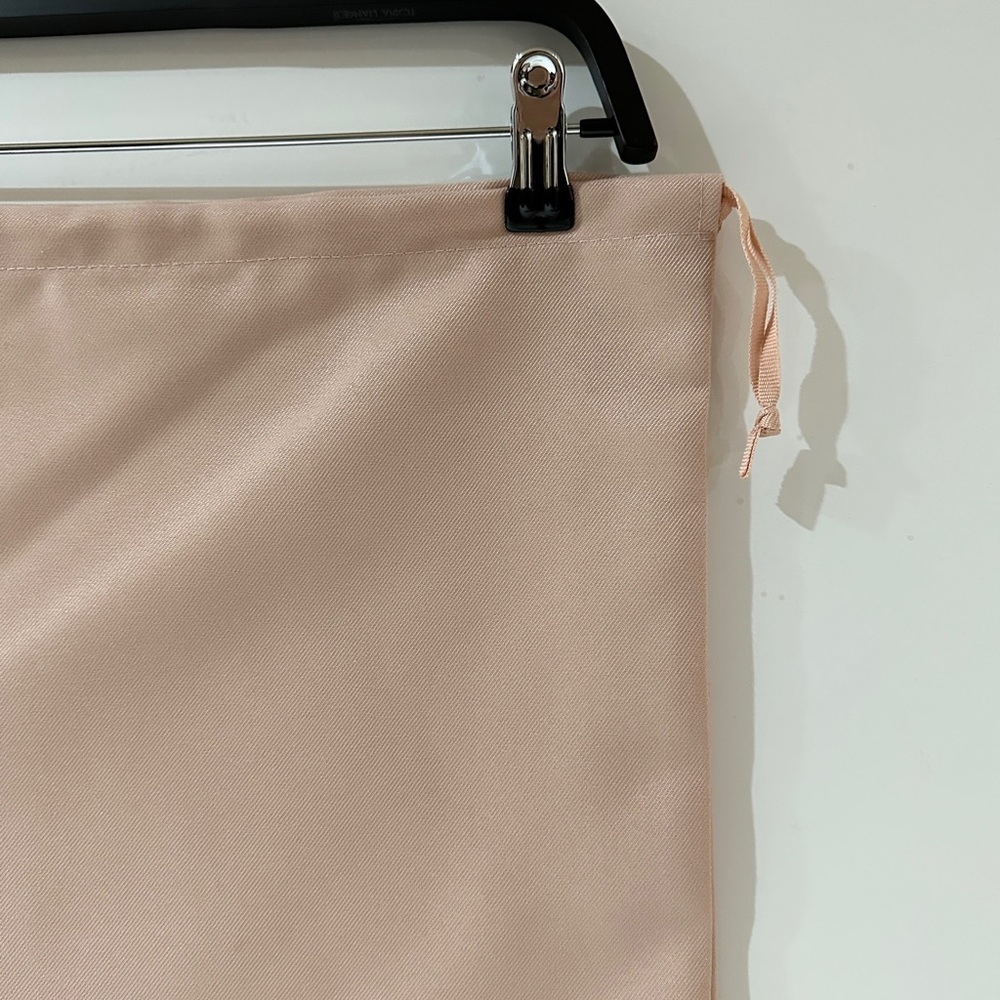 Stuart Weitzman Blush Drawstring Dustbag - image 5